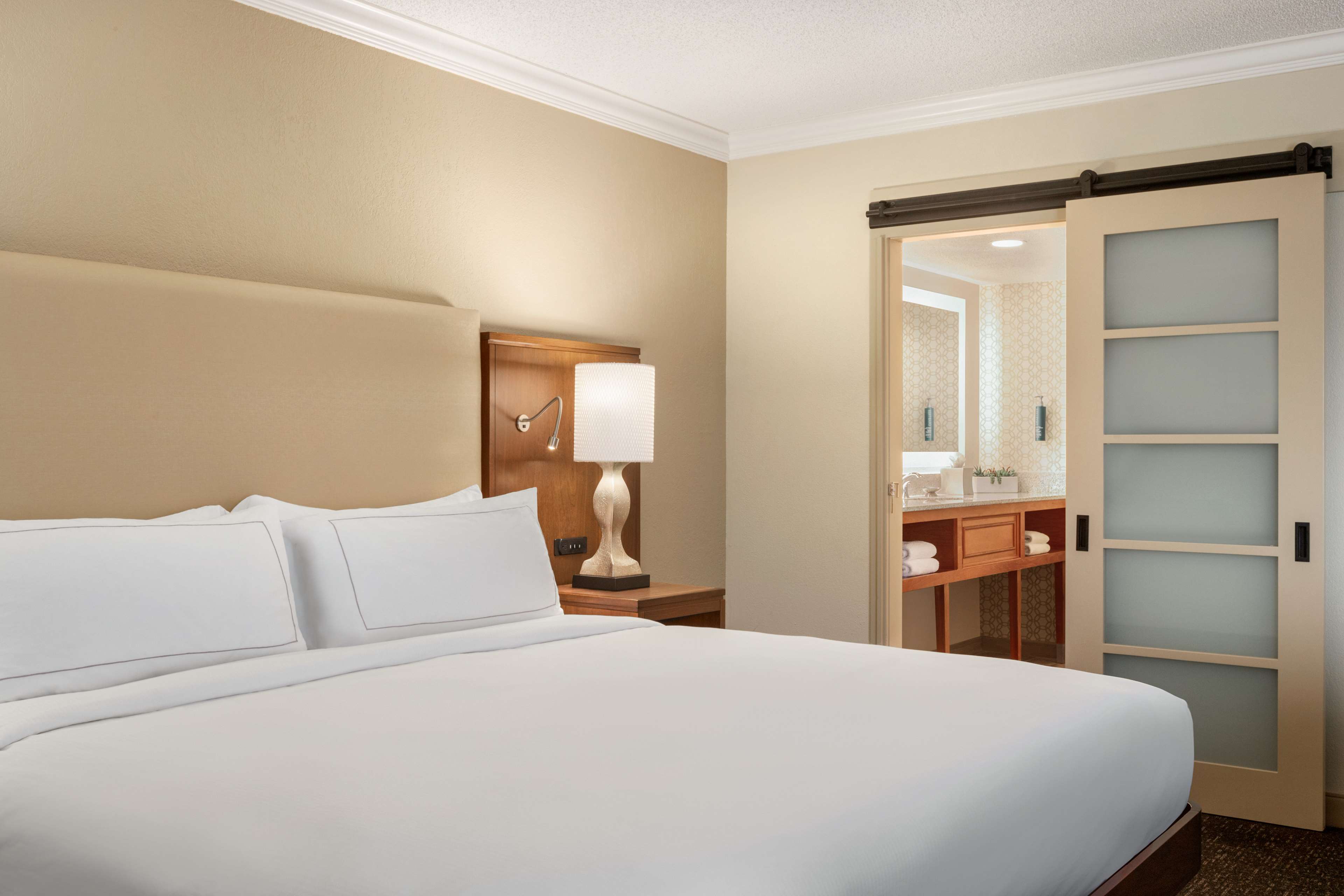 Doubletree by Hilton Fort Myers at Bell Tower Shops - Tap to explore photos