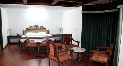 Jalandhar Shangrila Hotel Room Type - Maharaja Suite