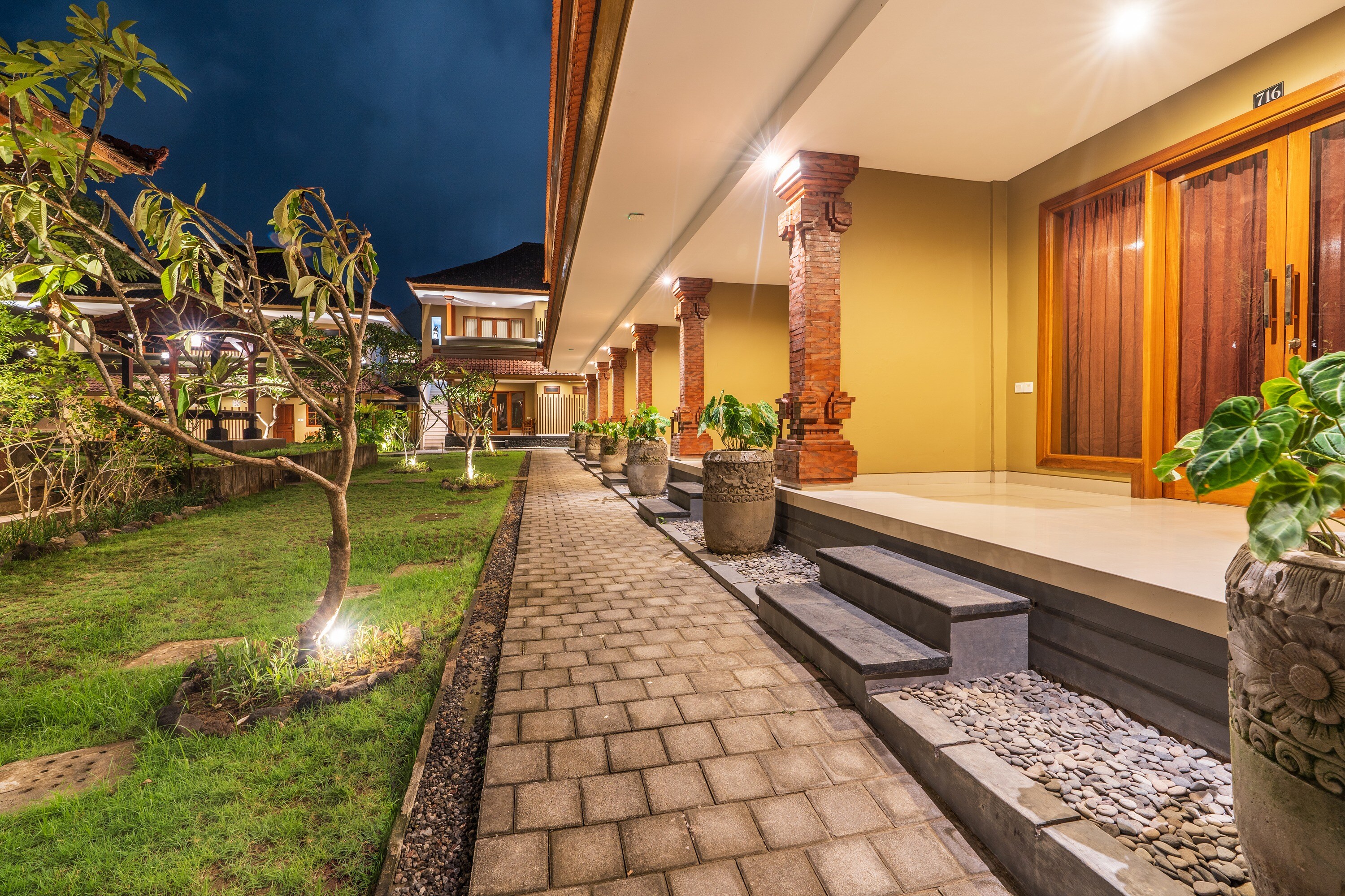 Suka Beach Inn Bali - Tap to explore photos