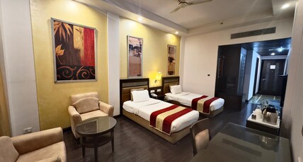 Hotel Western Court Panchkula Room Type - Deluxe Twin-Bed Room