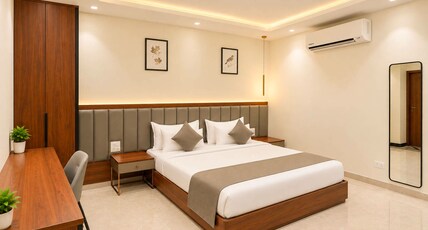 S by Z Hotels, Baani Square Room Type - Executive Queen Room