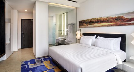 Novotel Lampung Room Type - Superior Room with 1 king-size bed Mountain view