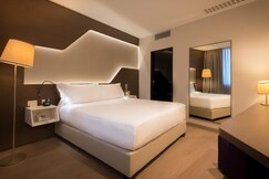 DoubleTree by Hilton Hotel Yerevan City Centre