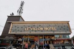 Le Valor Hotels by Crezenta