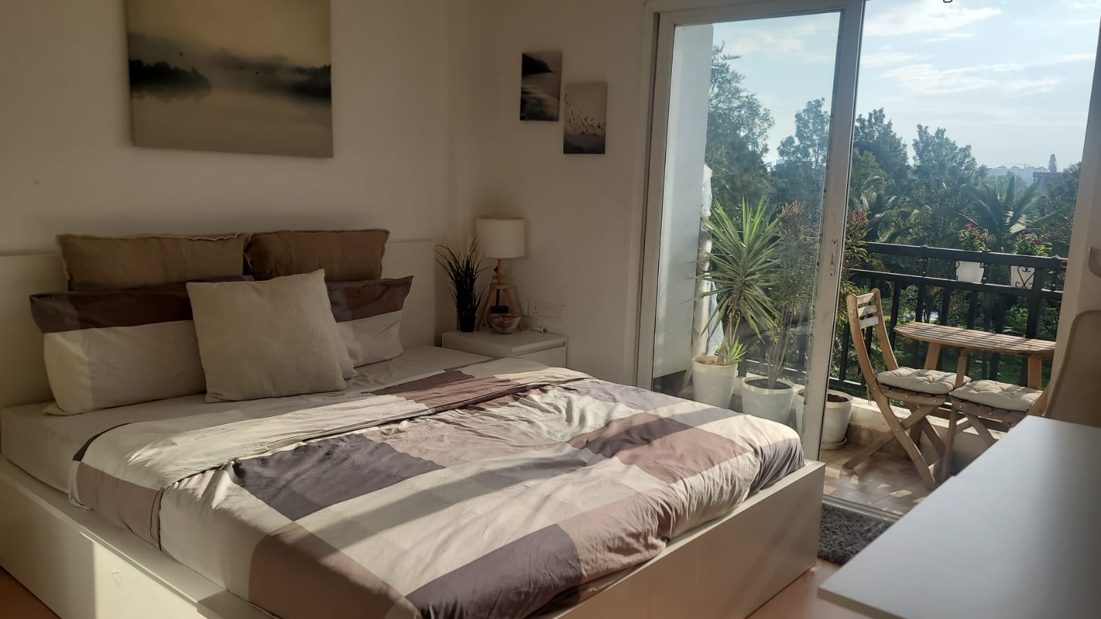 Serene Homestay - Tap to explore photos