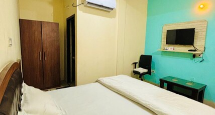 S N HOTEL INN,Bulandshahr Room Type - Deluxe