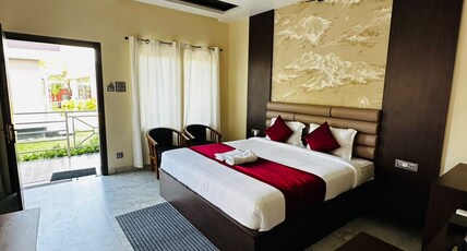 Kumar Green Resort Room Type - Deluxe Room