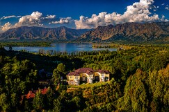 Karan Mahal  Dal View