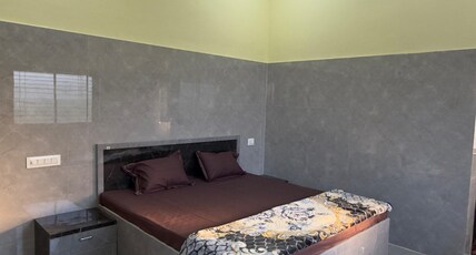 Swaraj Residency Room Type - Deluxe Room