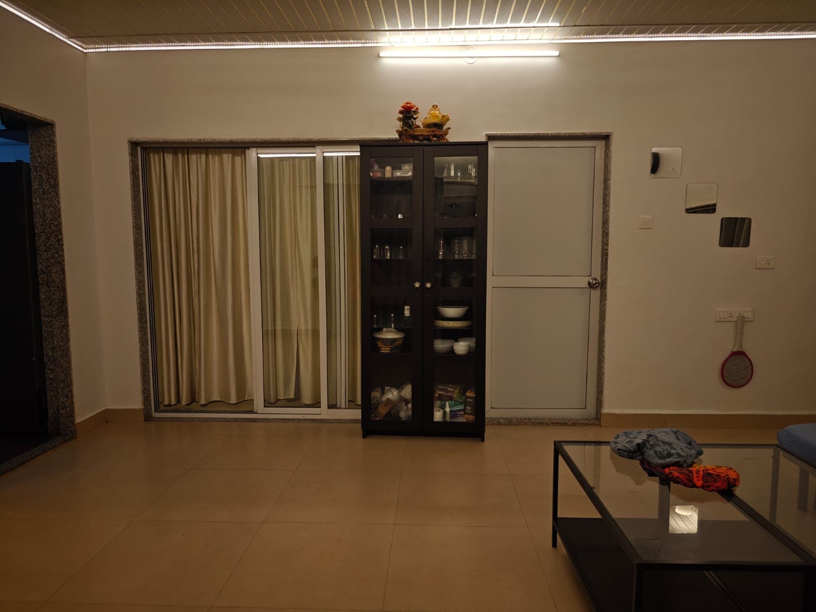 Lake Therapy Kuteer 3BHK with Pool Pawna Lake - Tap to explore photos