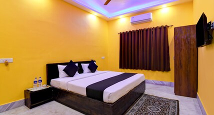 SALTLAKE RESIDENCY Room Type - Premium Room