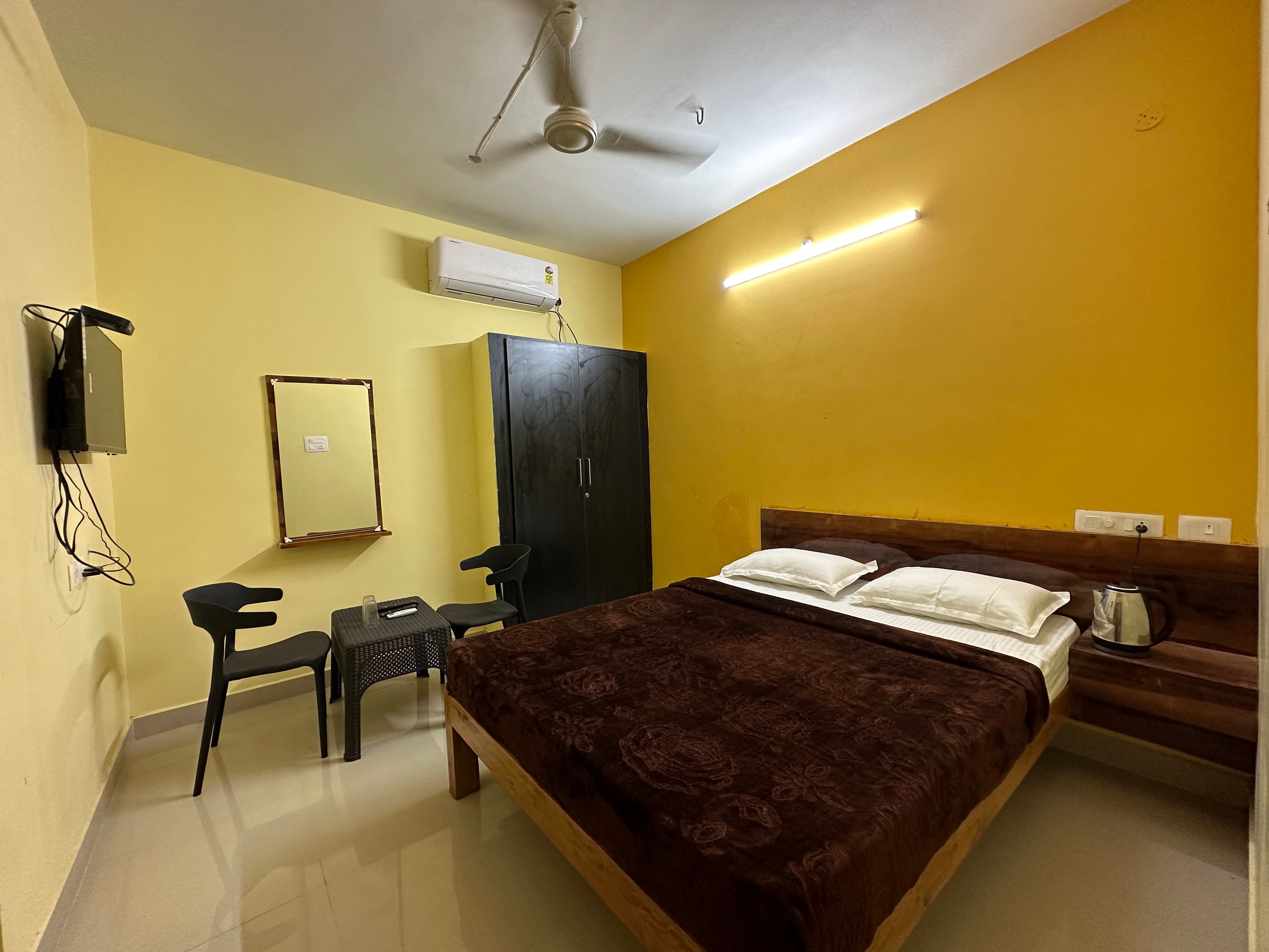 The Kaya Inn Srirangam - Tap to explore photos