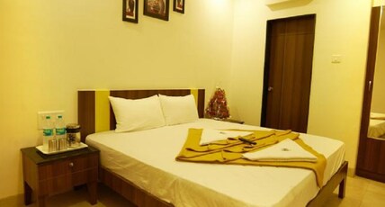 Hotel Sai Palace Inn Room Type - Deluxe Double Ac Room Hotel Sai Palace Inn Room Type - Deluxe Double Ac Room