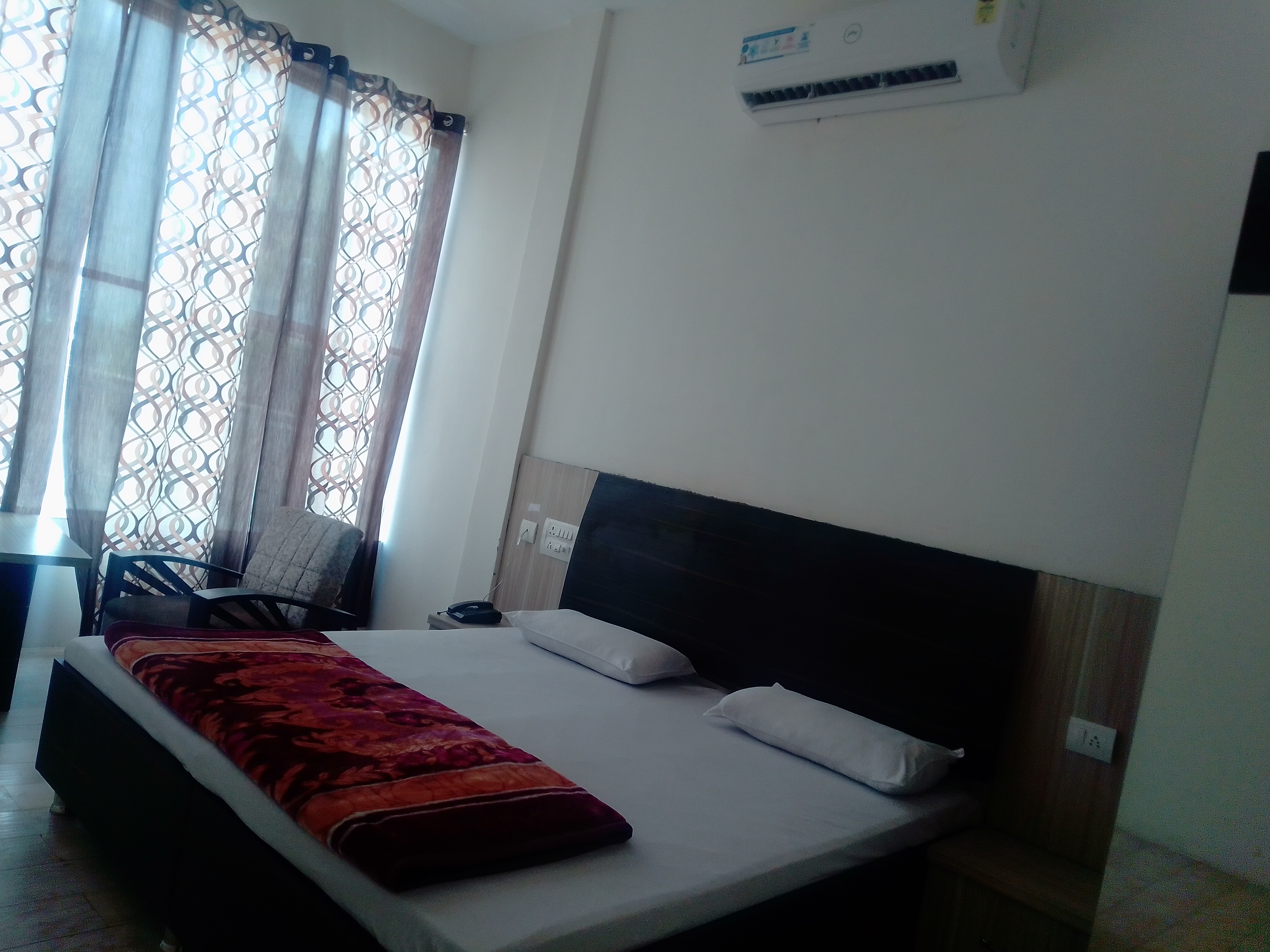 Rahat Residency - Tap to explore photos