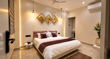 ERLEEN HOTEL & ROOFTOP RESTAURANT Room Type - Deluxe Room
