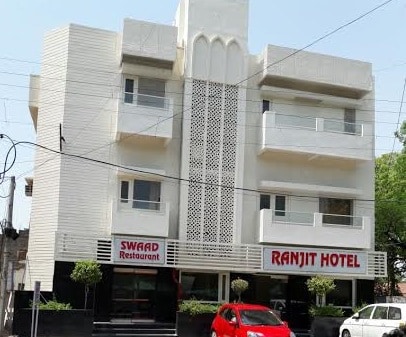 Ranjit Hotel - Tap to explore photos