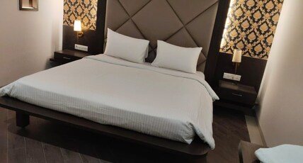 Hotel Mumbai House Thane Room Type - Luxury Room