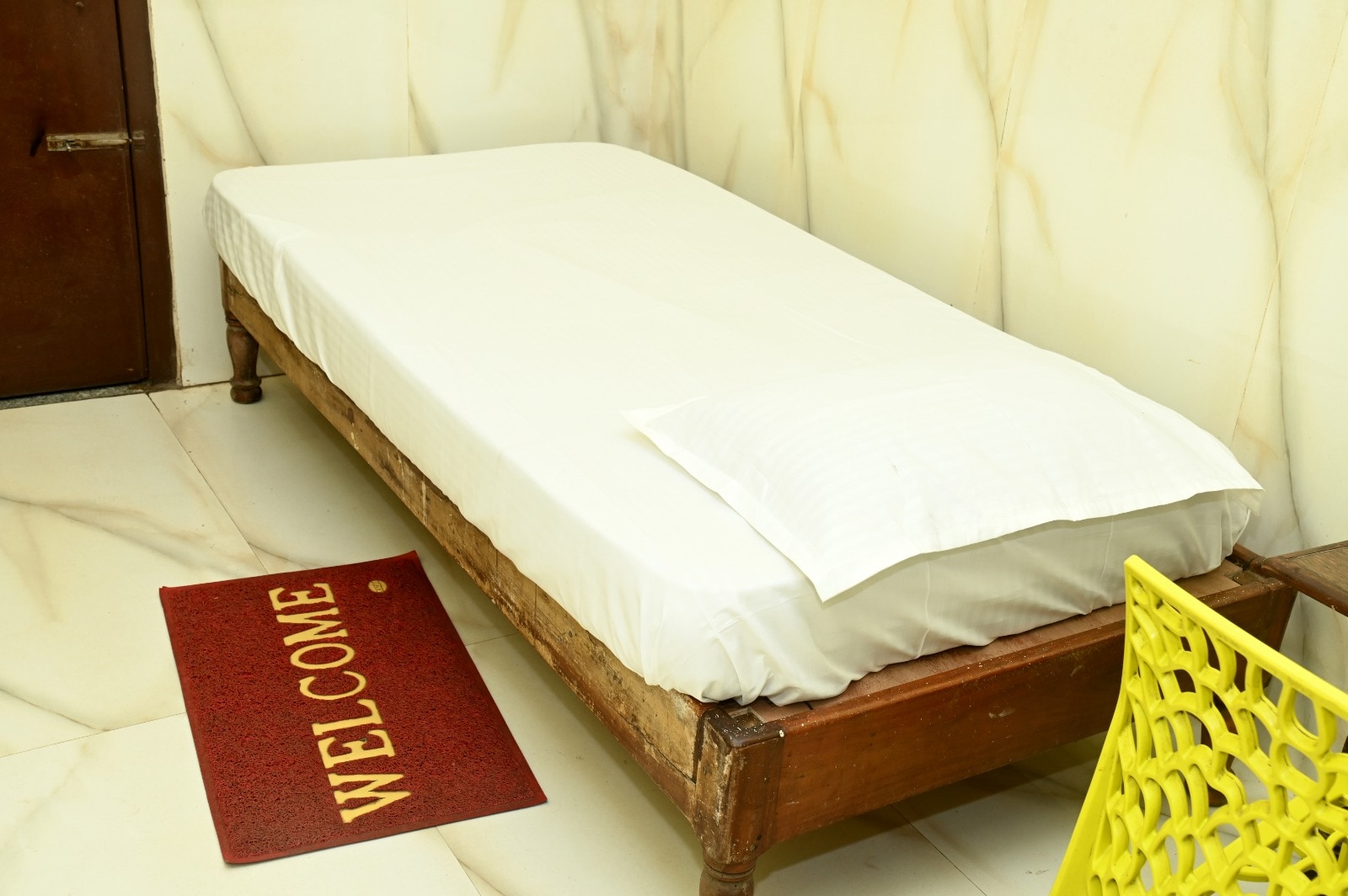 Sai Shakti Guest House - Tap to explore photos