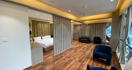 Hotel Royal Bistro Room Type - Suite Room