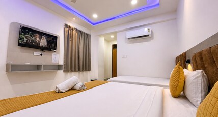 Hotel Shanti Residency Vrindavan Room Type - Family Room