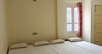 HOTEL GANESH LODGE Room Type - FOUR BED ROOM