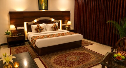 Hotel Lawrence Room Type - Deluxe Room Hotel Lawrence Room Type - Deluxe Room