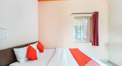 Hotel O Sri Sai Samrat Lodge Room Type - Classic