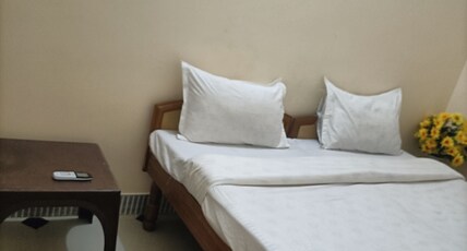 Red king home stay Room Type - Bedroom 5