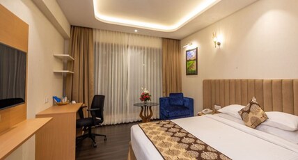 Goldfinch Hotel Mangalore Room Type - Superior King -King bed
