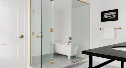Kimpton Palladian Hotel, an IHG hotel Room Type - 1 King Spa Corner