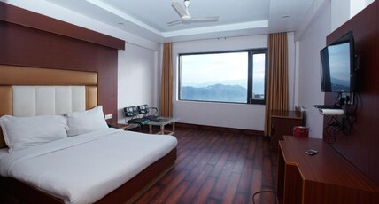 Hotel Natraj International Room Type - Deluxe valley view rooms