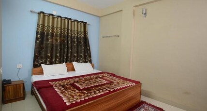 Hotel Aashray Room Type - Ac Deluxe