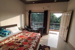 Anugraha Homestay, Ramnagar