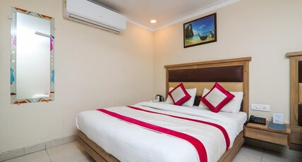 Hotel Amar International Room Type - Standard Double or Twin AC Room Hotel Amar International Room Type - Standard Double or Twin AC Room