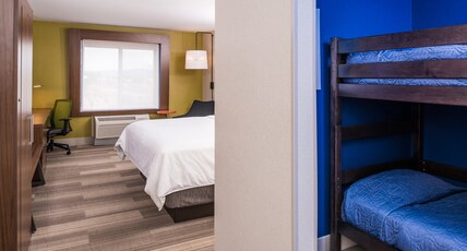 Holiday Inn Express SIERRA VISTA Room Type - 1 King Bed 1 Bunk Bed Suite Kids Theme