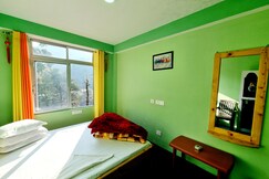 Neoravalley Homestay, Lava