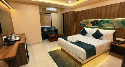 Hotel JCN Comforts Room Type - CLASSIC CROWN