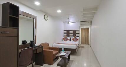 Hotel Ambassador Room Type - Standard Room (Unmarried Couple Not Allowed)