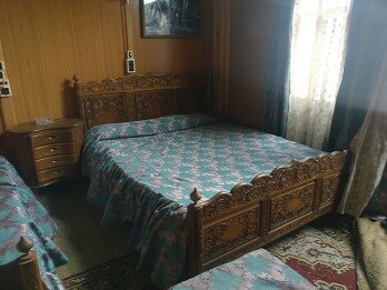 Houseboat New Upperhouse - Tap to explore photos