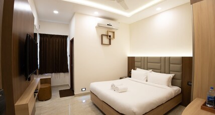 BABY ELITE BY TIO -THE INDIAN ORIGIN HOTELS & RESORTS Room Type - DELUXE ROOM BABY ELITE BY TIO -THE INDIAN ORIGIN HOTELS & RESORTS Room Type - DELUXE ROOM