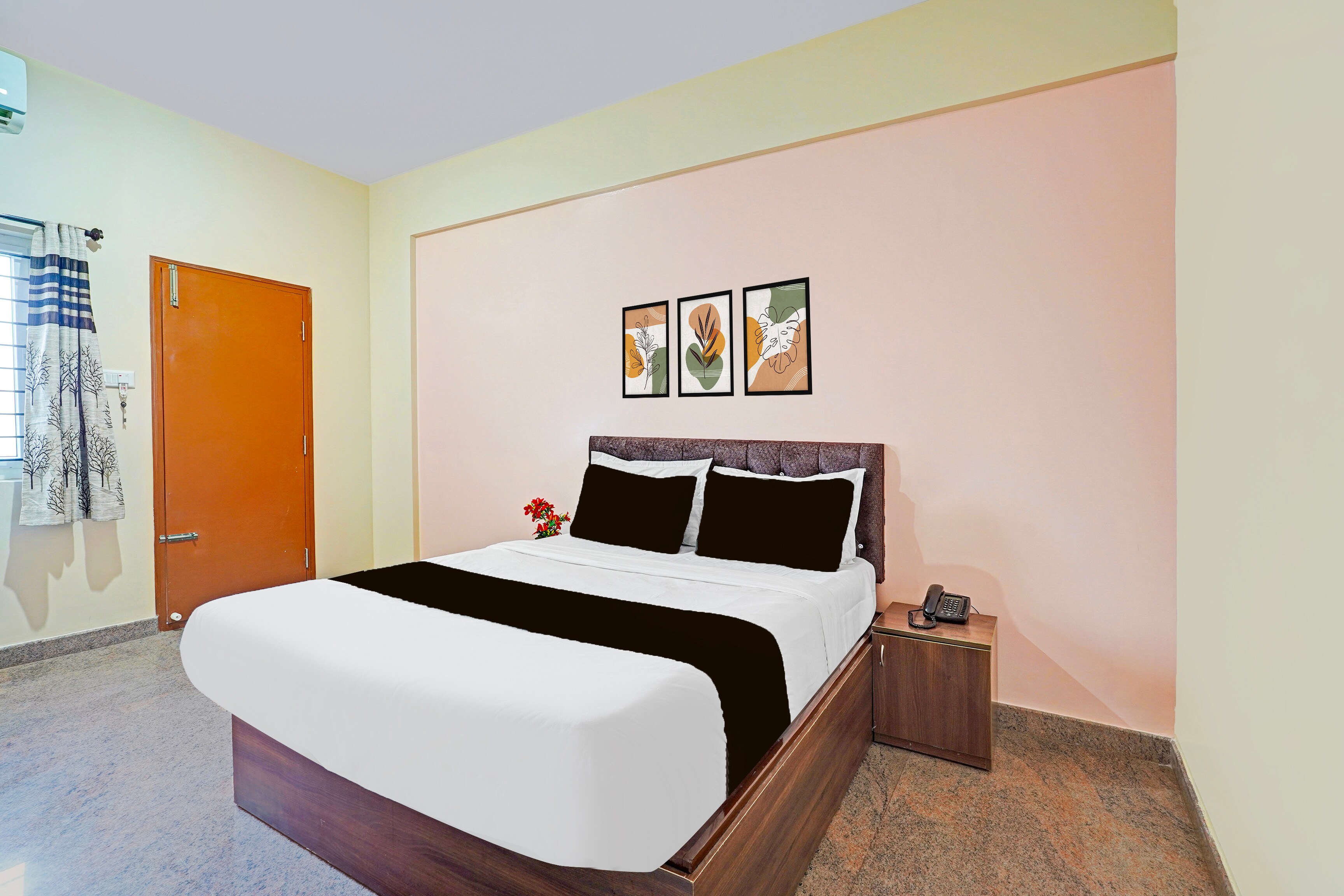 Hotel O Yeshwanthpur Formerly Stay Comforts - Tap to explore photos