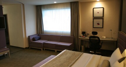 Crowne Plaza Toluca - Lancaster Room Type - 1 King Standard Accessible