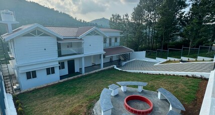 SREE HARI Home Stay Room Type - Glass house