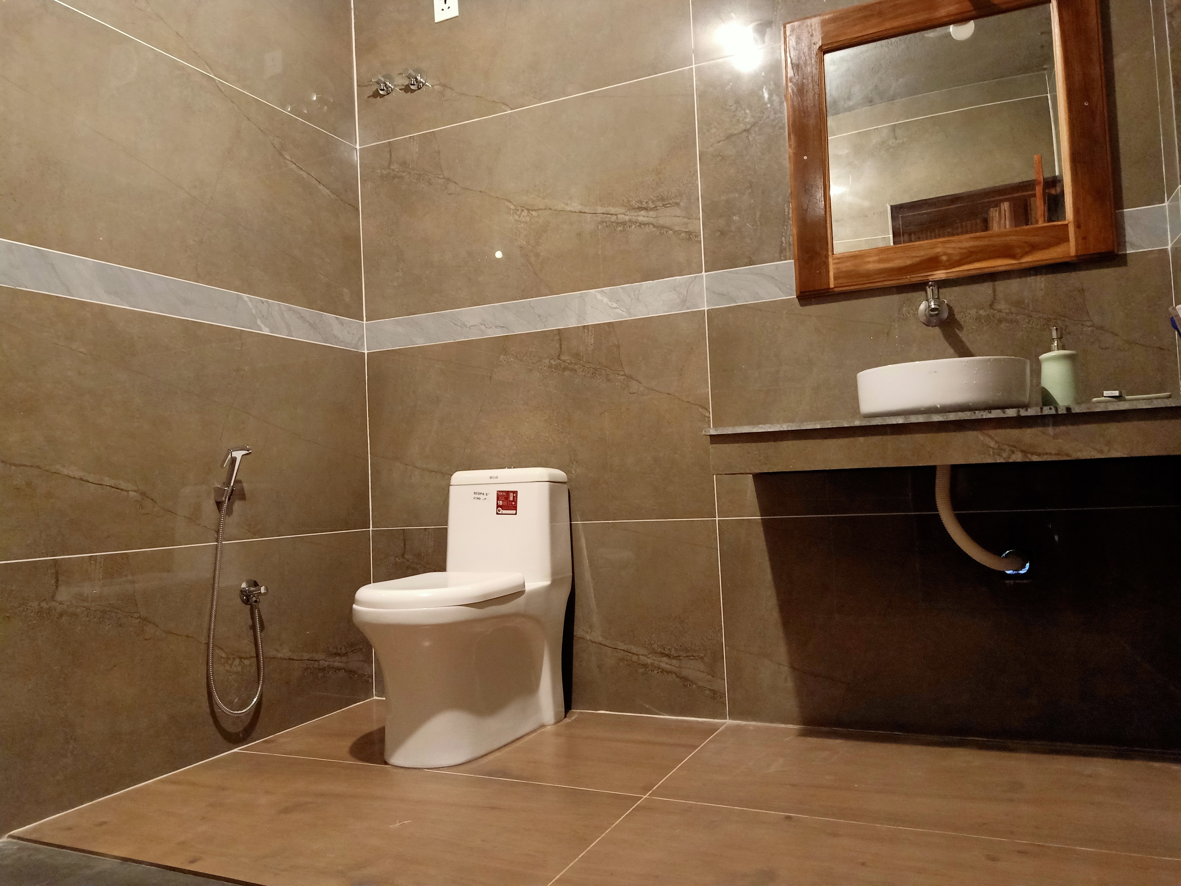 Best Serviced Apartment Infosys - Tap to explore photos