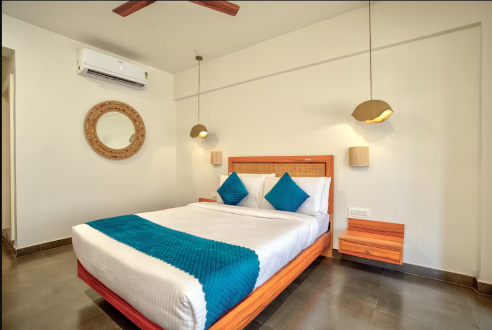 Chatak Boutique Resort- Nr Beach - Tap to explore photos