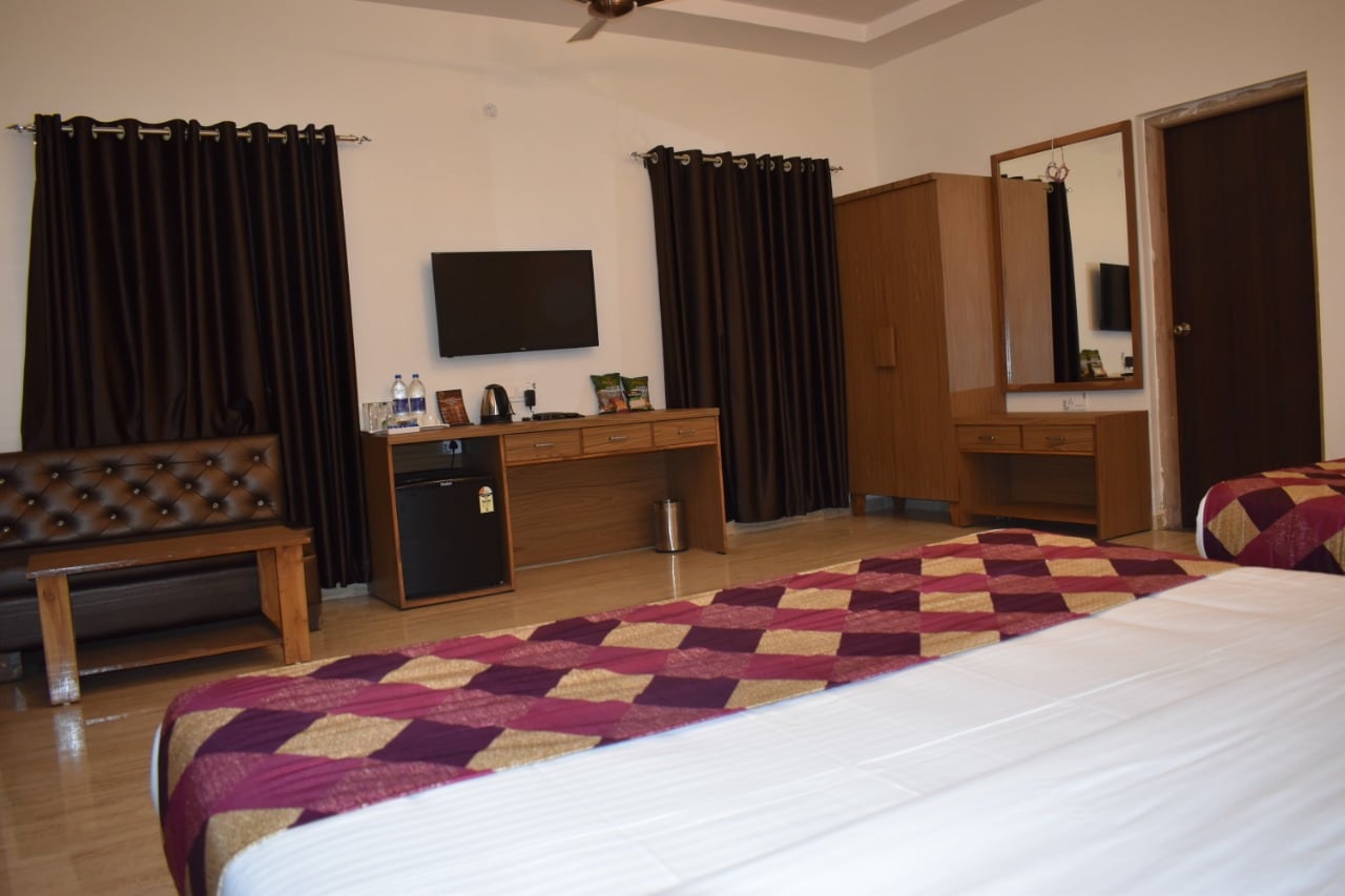 Chhatwal Tiger Resort - Tap to explore photos