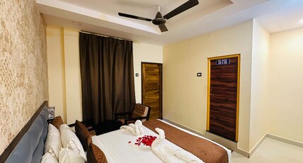 Shree Katyayani Palace. Room Type - Standard Double Bed Non AC Room
