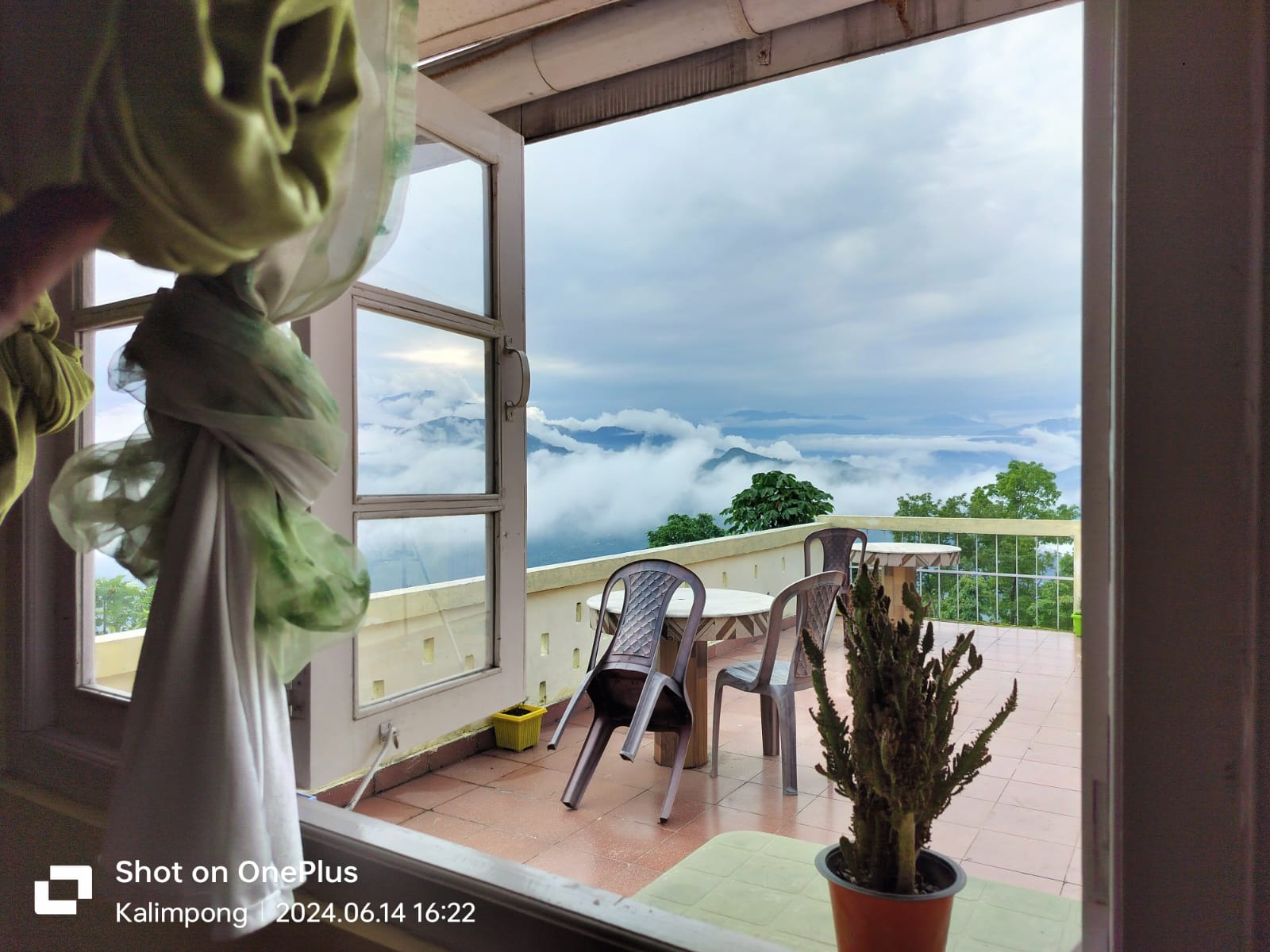 Green hill Homestay - Tap to explore photos