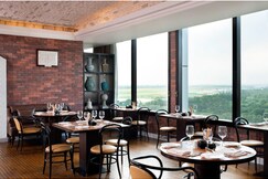 Le Mridien Dhaka by Marriott