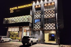 Paramount Hotel